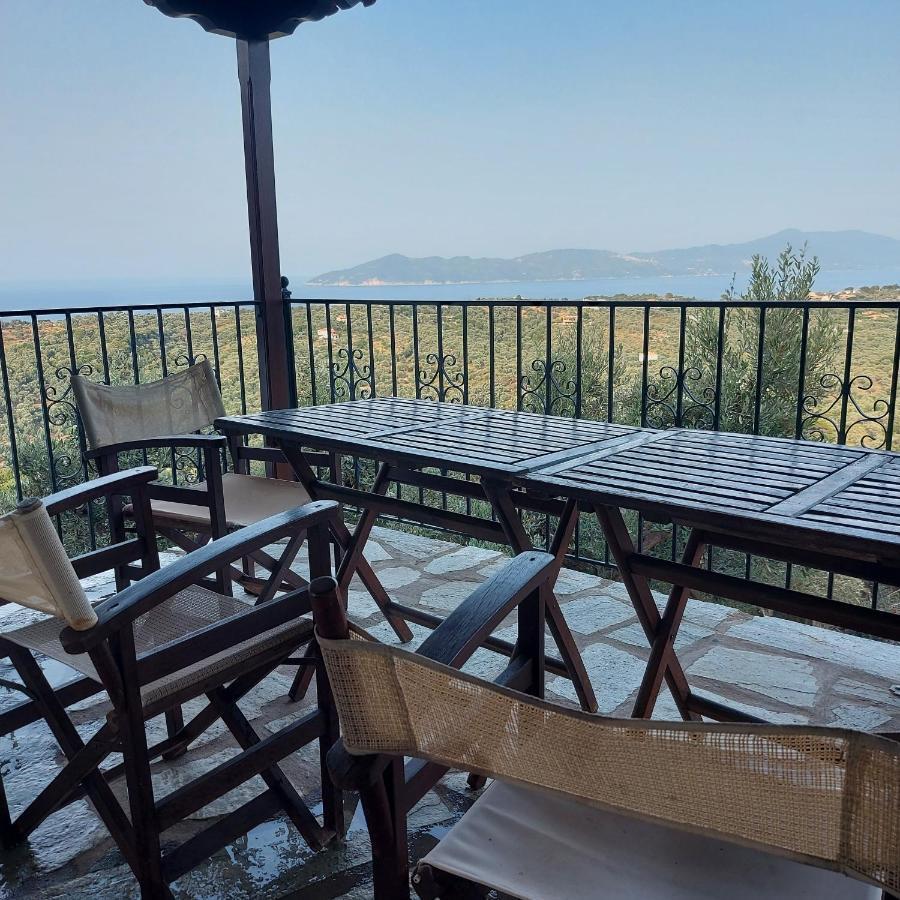 Villa Amfithea Moni Evaggelistrias Bagian luar foto