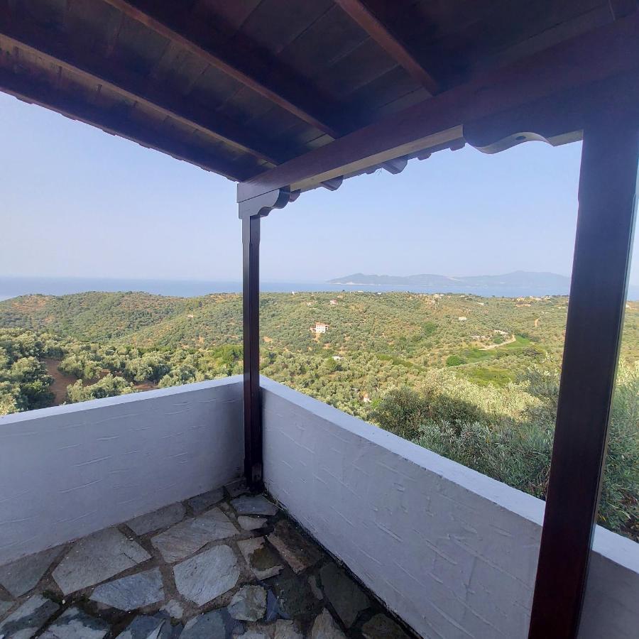 Villa Amfithea Moni Evaggelistrias Bagian luar foto