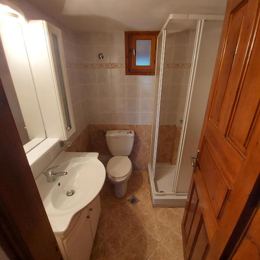 Villa Amfithea Moni Evaggelistrias Bagian luar foto